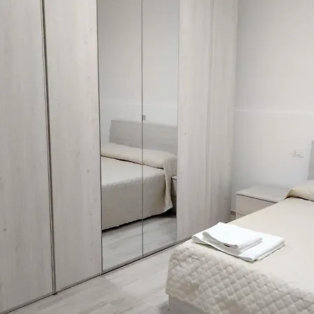 Dimora Felice 2 - Centro Storico Apartment