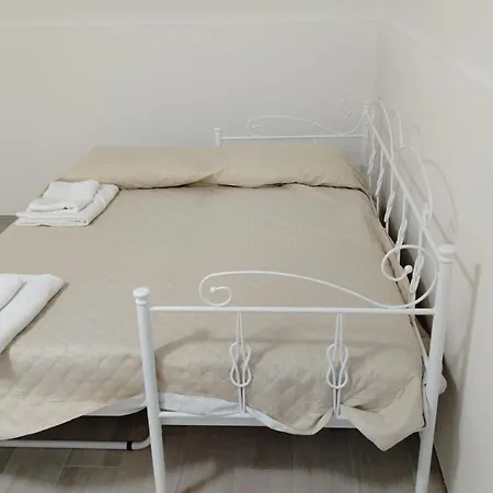 Dimora Felice 2 - Centro Storico Apartment *